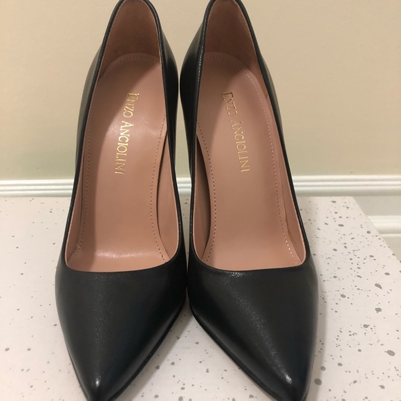 Stiletto heels. Size 4 - Picture 2 of 4